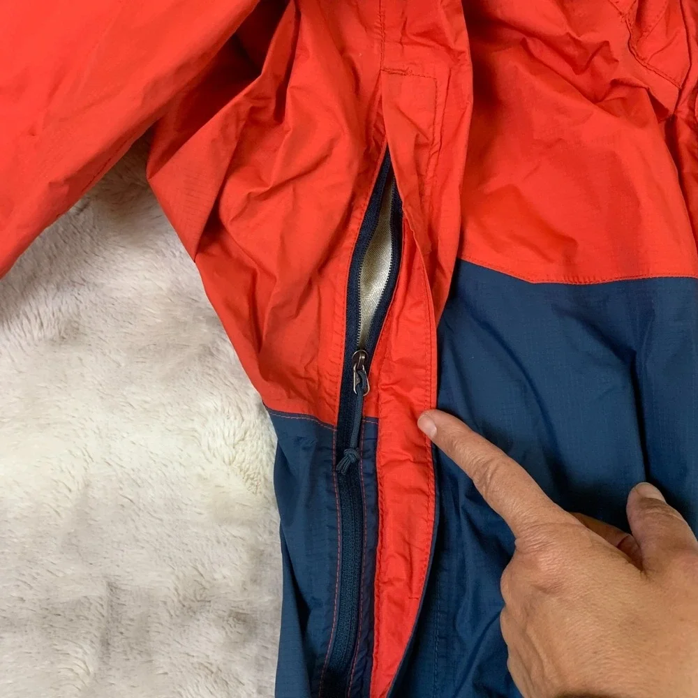 The North‎ Face DryVent Rain Jacket Mens Red Blue Hooded Shell
